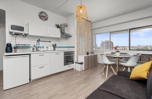 Alvor Apartment | Apartment 'Sunset' with Sea View, Wi-Fi and Air Conditioning