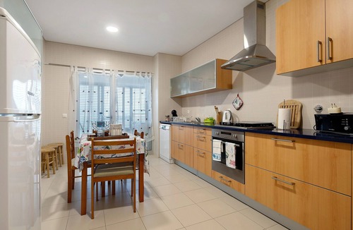 Faja de Baixo Apartment | Apartment 'T3 - Sao Pedro 2' with Sea View, Wi-Fi and Air Conditioning