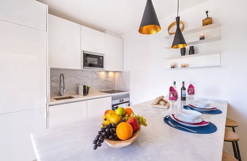 Portimao Apartment | Apartment w/Pool in Praia do Vau