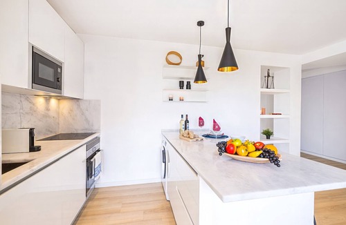 Portimao Apartment | Apartment w/Pool in Praia do Vau