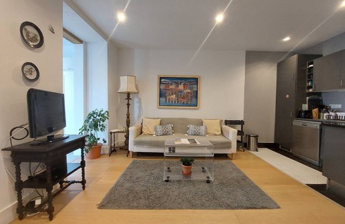 Penha de Franca Apartment | Apartment with a private garden—central location/3 subway stops from the historic center