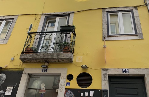 Encarnacao Apartment | Apartment with a private terrace in Bairro Alto
