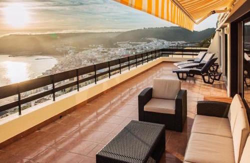 Santiago Apartment | Apartment with a stunning view over Sesimbra