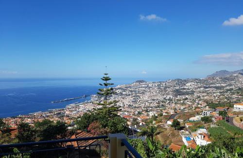 Santa Maria Maior Apartment | Apartment with beautiful ocean and city view
