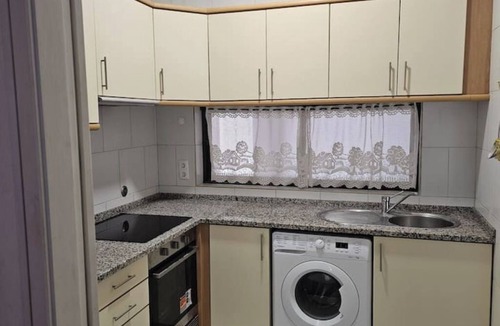 Calicos Apartment | APARTMENT WITH OCEAN VIEW (WEEKLY RENTAL)