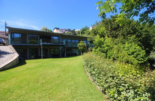 Terras de Bouro Apartment | Apartment with Private Beach in Gerês 4p