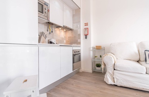 Estoril Apartment | Apartment with sea view, near casino, beach, supermarket, restaurant