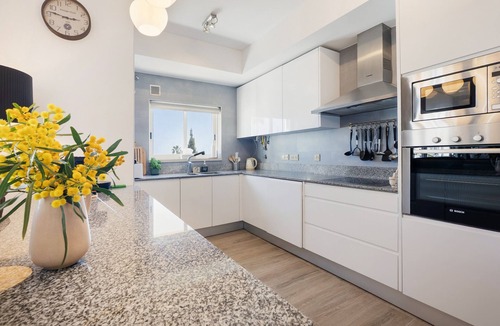 Correeira Apartment | Apt. Deluxe OCV - Pool & Albufeira View