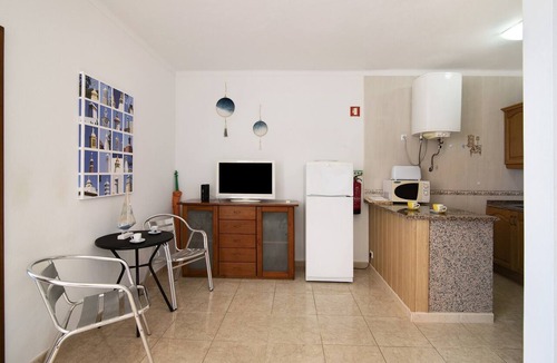 Armacao de Pera Apartment | Apt. Torre Sol 10th nº4 – beachfront, sea view, pool