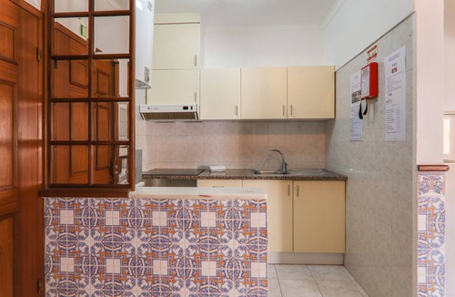 Armacao de Pera Apartment | Apt. Torre Sol 4th7 – Beachfront, A/C, Pool