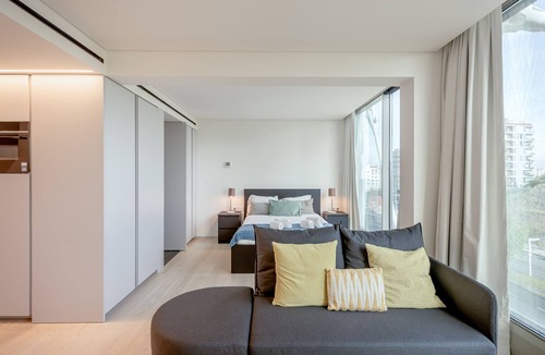 Alto do Pina Apartment | Areeiro Vision Studio by Homing