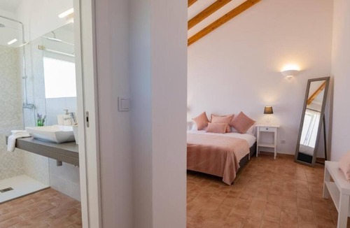 Santiago do Cacem Cottage | Ares do Monte - Rural Tourism - Suite Rosmaninho with Pool View