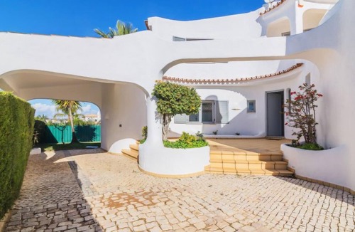 Vale de Parra House | Arribas Villa by Interhome