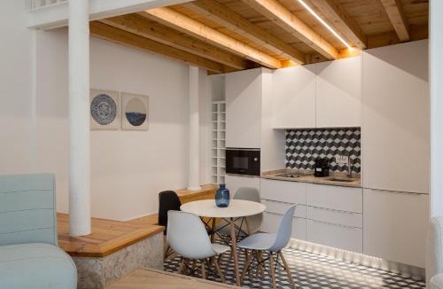 Alfama Apartment | Arroios Loft Retreat Lisbon Mezzanine Apartment