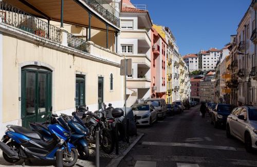 Alfama Apartment | Arroios Loft Retreat Lisbon Mezzanine Apartment