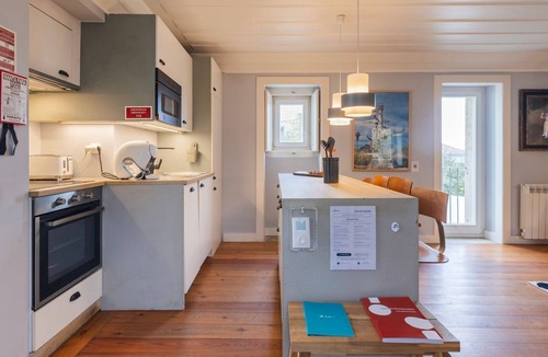 Sintra Apartment | Artsy Sintra II by LovelyStay