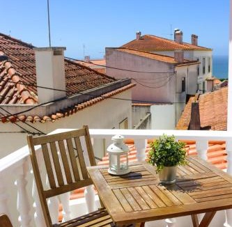 Nazare House | Ascensor House