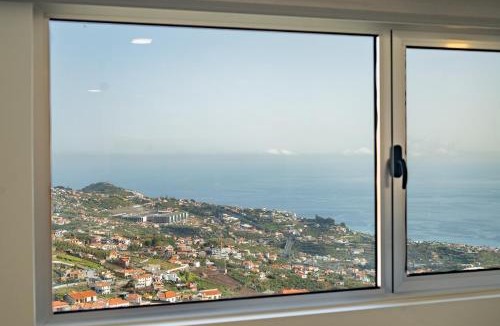 Estreito de Camara de Lobos Apartment | Atlantic Heights II by Mill Escapes