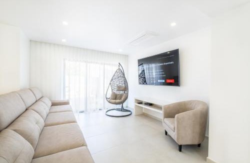 Gale Villa | Atlantis Luxury Villa by Atlantic Places