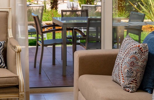 Mato Serrao House | Attractive vacation home in a fully equipped resort for a wonderful vacation.