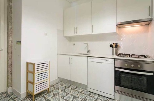 Sacramento Apartment | Authentic Central Lisbon Gem with Unique Design