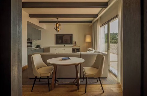 Tor Hotel | Authentic Portuguese Escape at Viceroy Ombria Algarve | Stunning Views