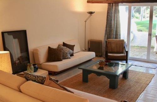 Quinta da Marinha Villa | Authentic & Tranquil Villa