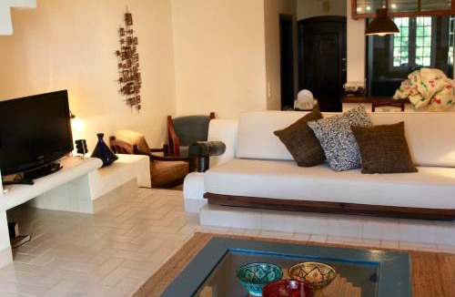 Quinta da Marinha Villa | Authentic & Tranquil Villa