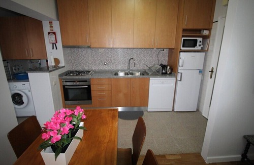 Vera Cruz Apartment | Aveiro Apartment with Patio