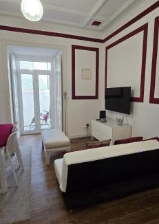 Sao Sebastiao da Pedreira Apartment | Avenidas Novas Family Nest