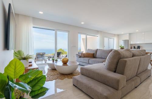 Ribamar Villa | Axess Villa with panoramic ocean view