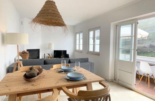 Azenhas do Mar House | Azenhas do Mar Beach House