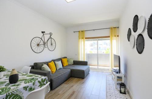 Albardeira Apartment | B11 - Beach Way Apartment