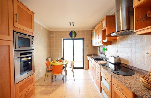 Albardeira Apartment | B80 - Gideon Albasol 2 Bed Apartment in Lagos