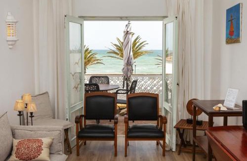 Praia da Luz Apartment | B86 - Beachline Apartment in Praia da Luz