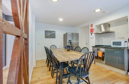 Bairro Alto Apartment | Bairro Alto | 4 Bedrooms + 4 Baths | Sleeps 8