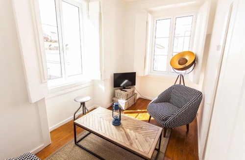 Bairro Alto Apartment | Bairro Alto Living 2BDR Duplex by LovelyStay