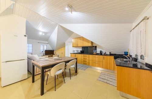 Ribeira Brava Apartment | Banda Além Apartment by Mth