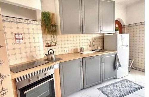 Ferragudo Apartment | Beach Front + Castle and sea view Home in Heart of Ferragudo