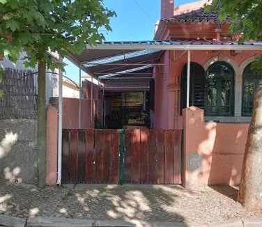 Cascais Hostel | Beach House São Pedro