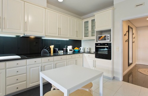 Canidelo Apartment | Beach Sunset – Oceanfront Apartment with Terrace and Sea View