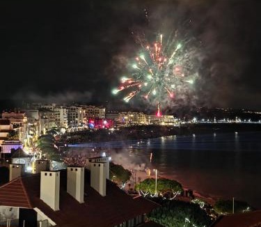 Sao Martinho do Porto Apartment | Beach Views-Ocean Breeze-Duplex Dreams