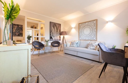 Carcavelos Apartment | BEACHOME4U3