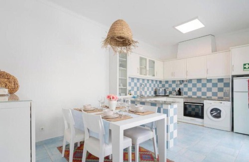 Figueira da Foz Apartment | Beachside Apartment Buarcos