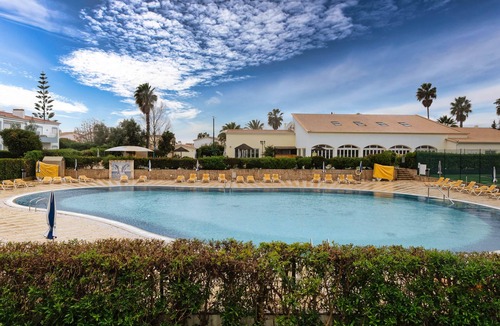 Portimao Apartment | Beautiful 2 Bedroom Apt with Pool View, Oasis Parque, Alvor