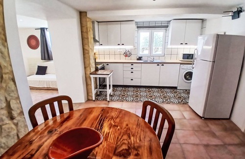 Mem Moniz House | Beautiful apartment in villa for 4 people with WIFI, pool, A/C, TV, terrace and panoramic view