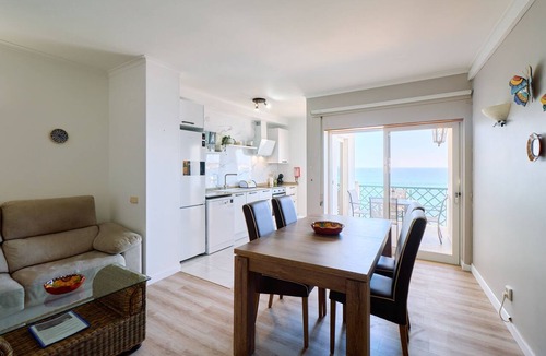 Armacao de Pera Apartment | Beautiful Dean apartment with a breathtaking ocean view and a garage