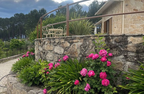 Casas Novas House | Beautiful house among the vineyards