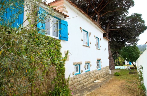 Colares House | Beautiful house to rent with swimming pool
