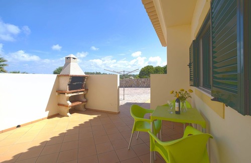Caramujeira House | Beautiful private villa for 6 guests with private pool, A/C, TV and terrace